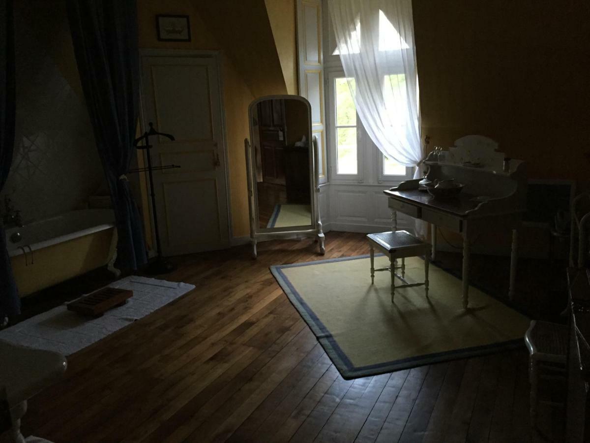 Manoir De La Chouanniere Villa Montreuil-sur-Maine Dış mekan fotoğraf